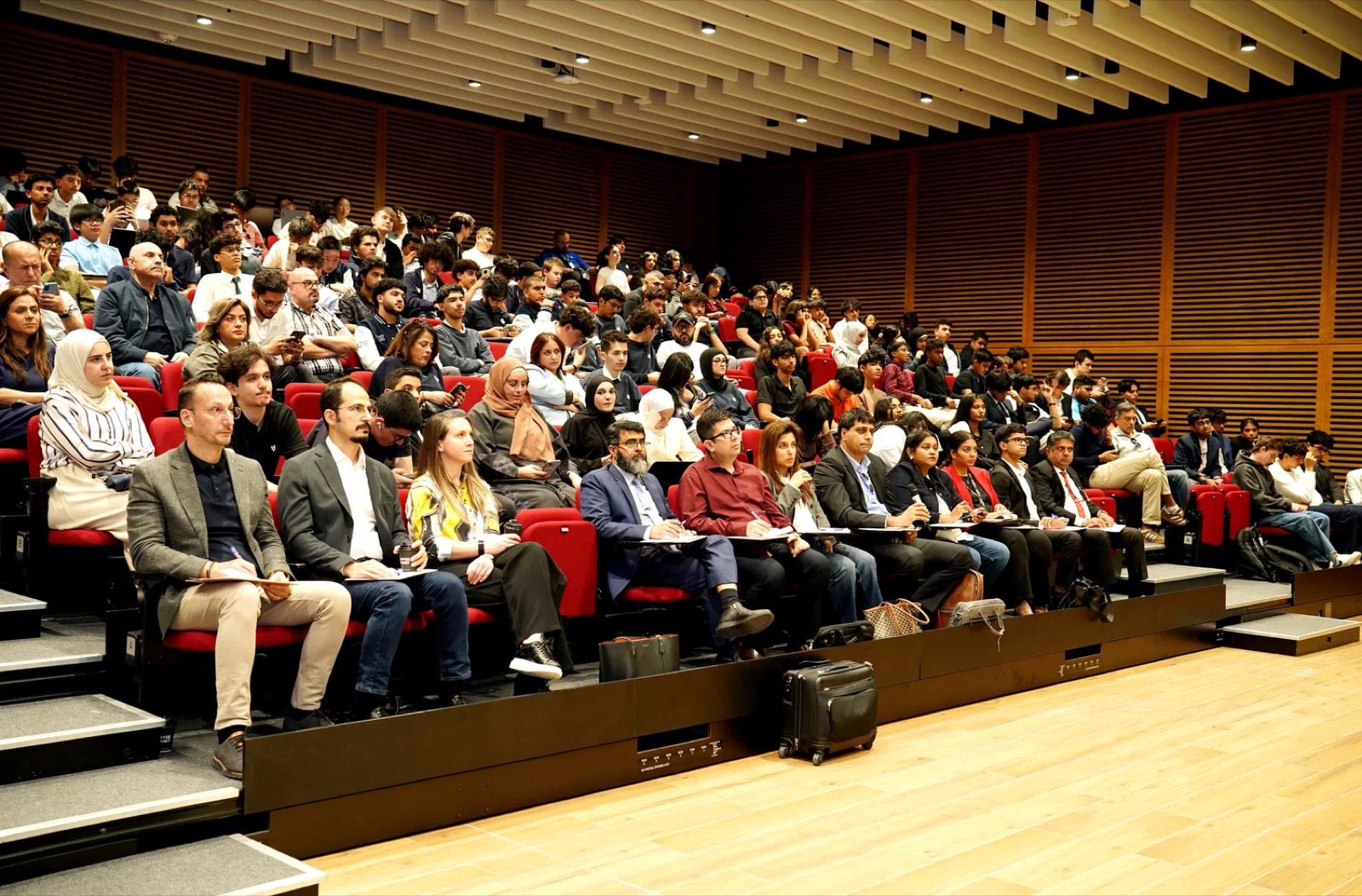 The audience at UAE InnovAIte 2026